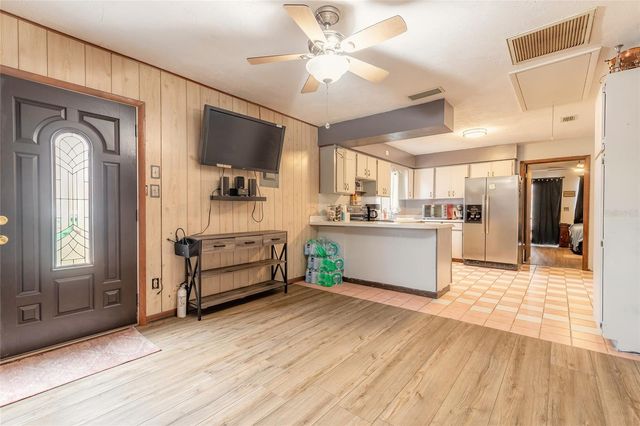 1561 MOBILE AVENUE, Daytona Beach, FL 32117