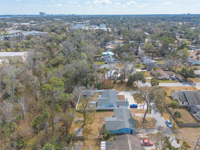 1561 MOBILE AVENUE, Daytona Beach, FL 32117