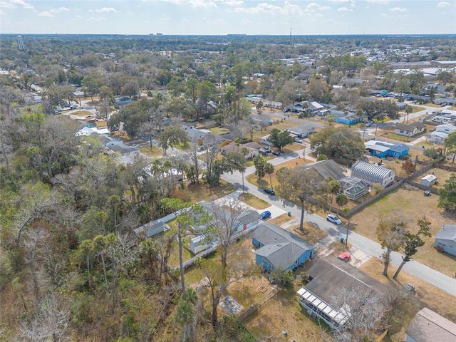 1561 MOBILE AVENUE, Daytona Beach, FL 32117