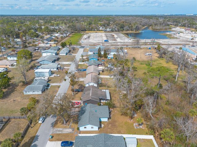 1561 MOBILE AVENUE, Daytona Beach, FL 32117