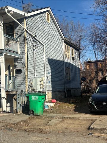 160 Washington Street, Newburgh, NY 12550