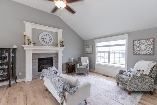 425 Spring Branch Drive, Raymore, MO 64083