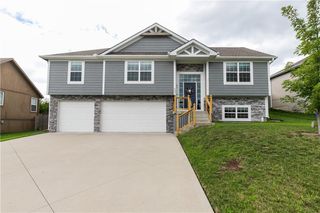 425 Spring Branch Drive, Raymore, MO 64083
