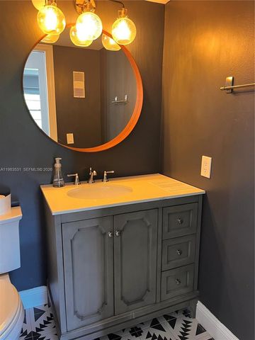 3100 W Rolling Hills Cir 403, Davie, FL 33328