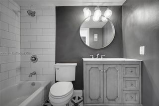 3100 W Rolling Hills Cir 403, Davie, FL 33328