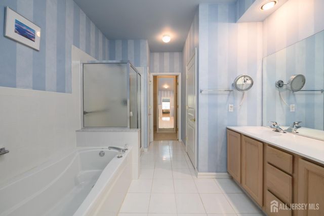 467 Bluebird Drive, Monroe, NJ 08831