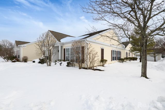 467 Bluebird Drive, Monroe, NJ 08831