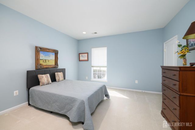 467 Bluebird Drive, Monroe, NJ 08831