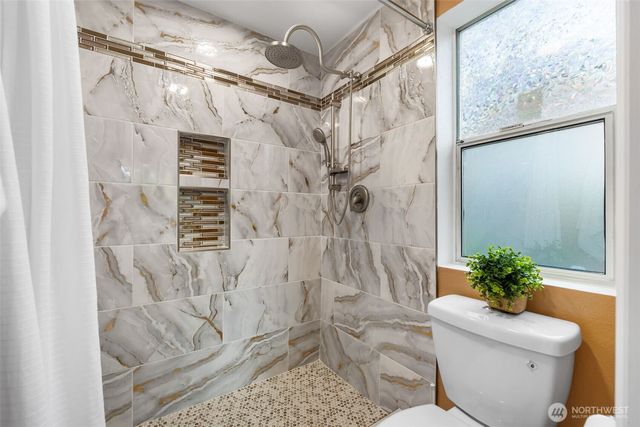 9220 78th Steet SW, Lakewood, WA 98498