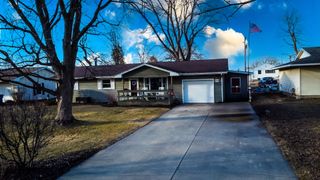 708 E Sycamore Street, Watseka, IL 60970