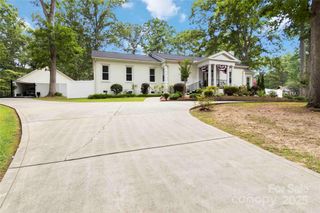 12 Bratton Avenue, York, SC 29745