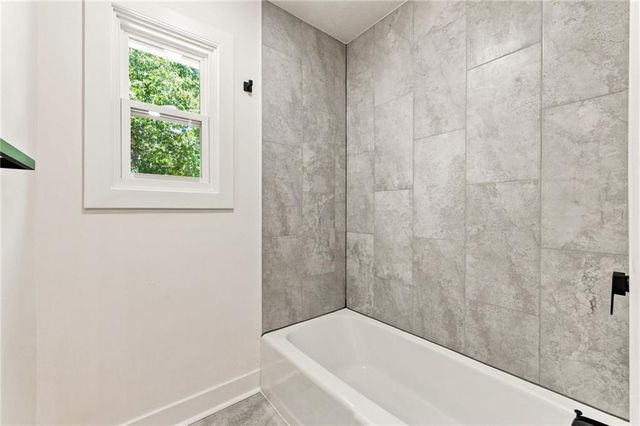 10140 Mackey Street, Overland Park, KS 66212