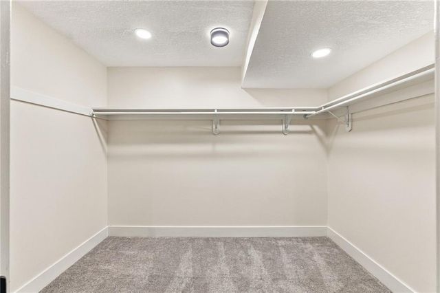 10140 Mackey Street, Overland Park, KS 66212