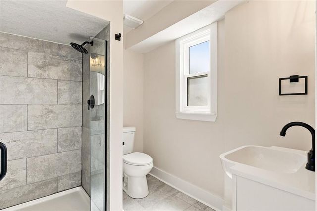 10140 Mackey Street, Overland Park, KS 66212
