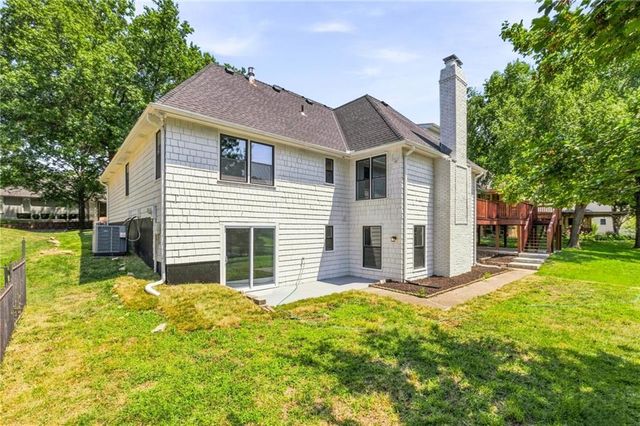 10140 Mackey Street, Overland Park, KS 66212