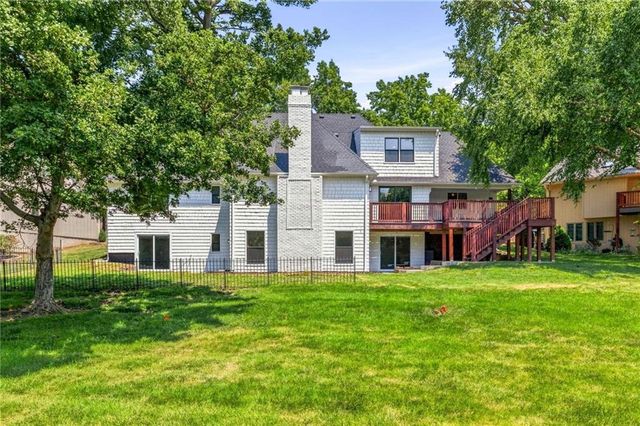 10140 Mackey Street, Overland Park, KS 66212