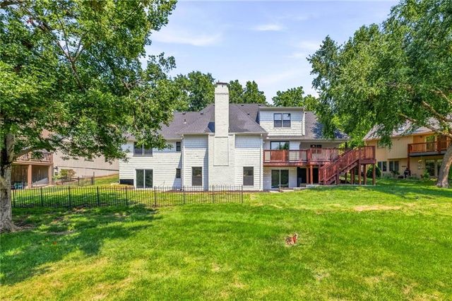 10140 Mackey Street, Overland Park, KS 66212