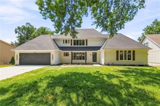 10140 Mackey Street, Overland Park, KS 66212