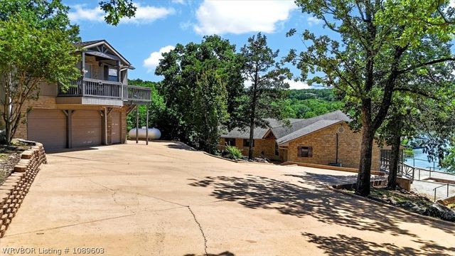 216 Three Nations Drive, Stigler, OK 74462