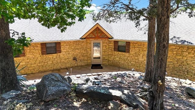 216 Three Nations Drive, Stigler, OK 74462
