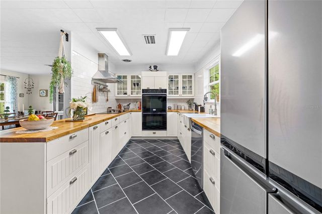 23439 CROOM ROAD, Brooksville, FL 34601