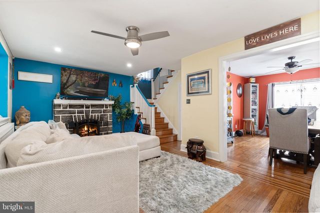 114 KENMORE RD, Upper Darby, PA 19082