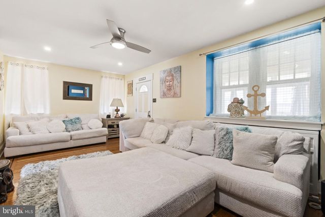 114 KENMORE RD, Upper Darby, PA 19082