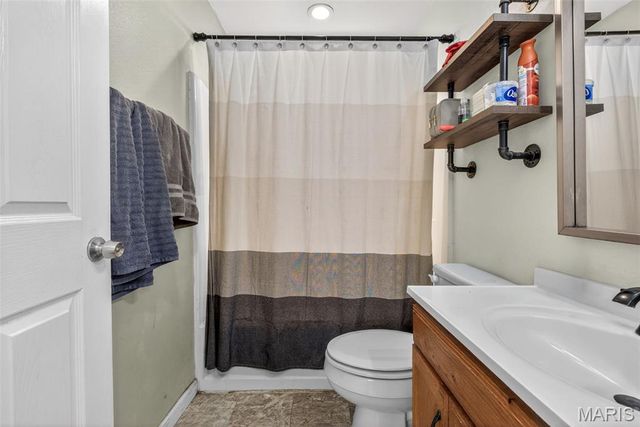 615 Perry Street, De Soto, MO 63020