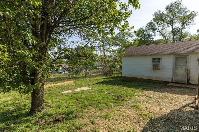 615 Perry Street, De Soto, MO 63020