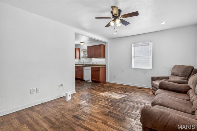 615 Perry Street, De Soto, MO 63020