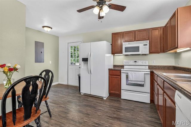 615 Perry Street, De Soto, MO 63020