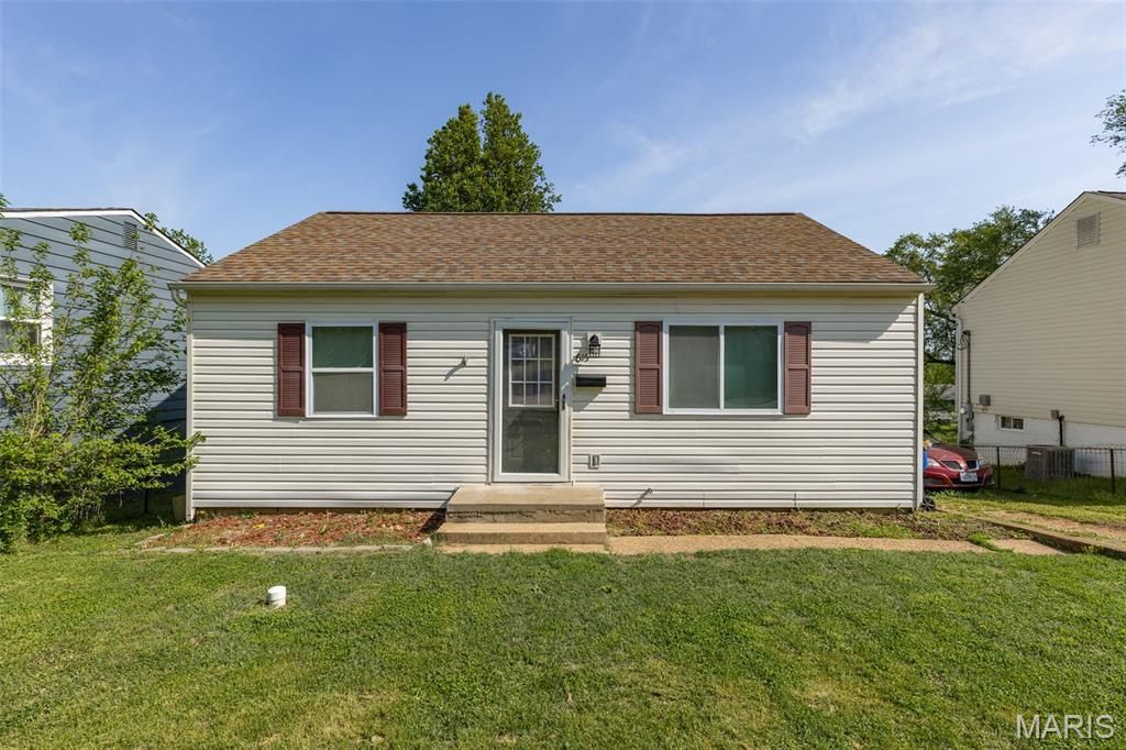 615 Perry Street, De Soto, MO 63020