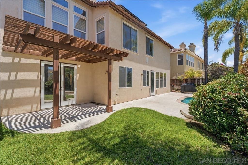 Image 20 of property listing at 10669 El Caballo, San Diego, CA 92127