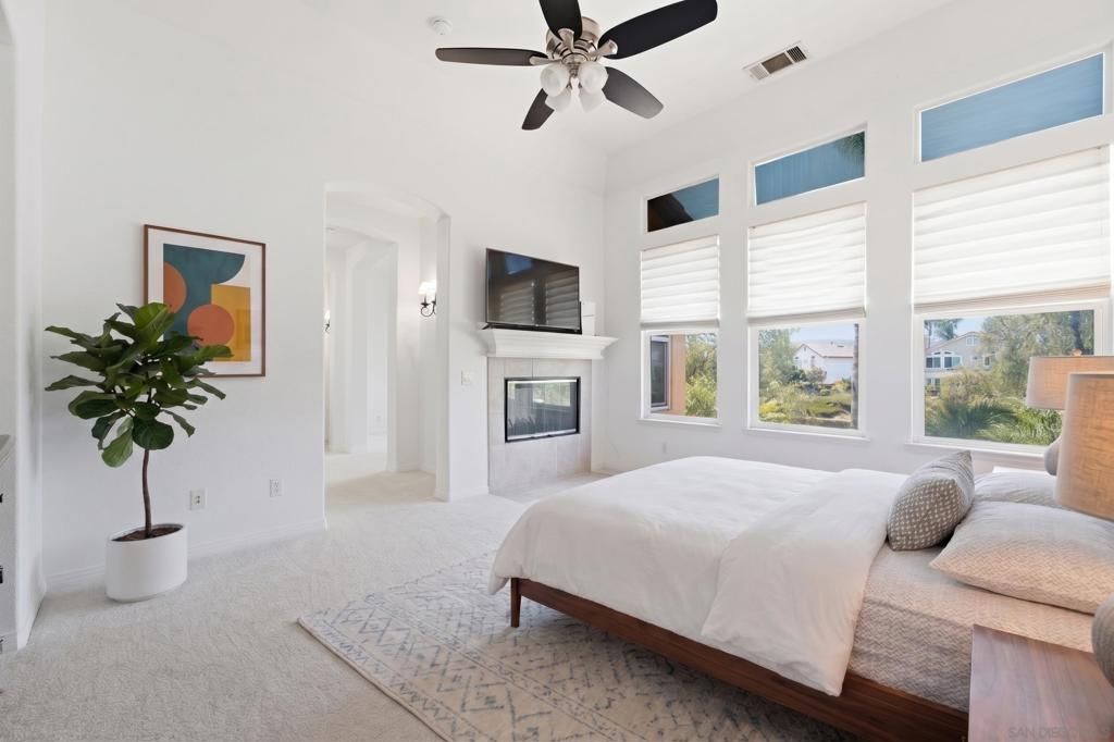 Image 23 of property listing at 10669 El Caballo, San Diego, CA 92127