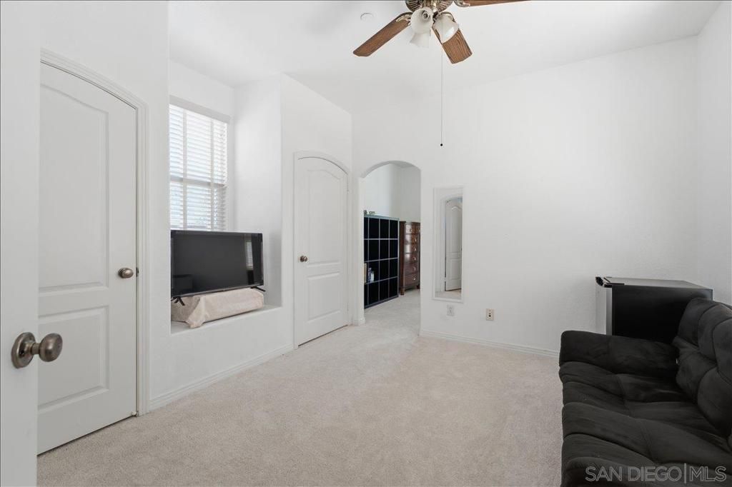 Image 34 of property listing at 10669 El Caballo, San Diego, CA 92127