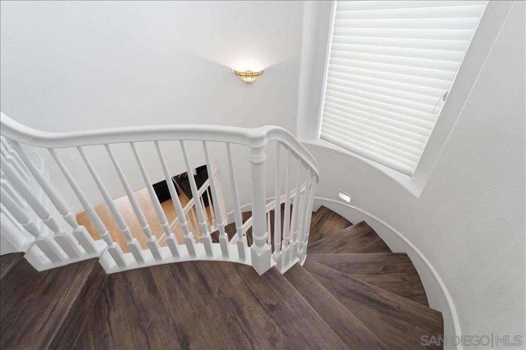 Image 39 of property listing at 10669 El Caballo, San Diego, CA 92127