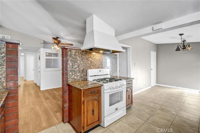 502 S Broder, Anaheim, CA 92804