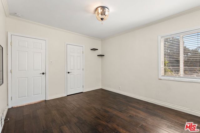 2132 Laurel Canyon Boulevard, Los Angeles, CA 90046