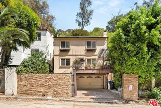 2132 Laurel Canyon Boulevard, Los Angeles, CA 90046