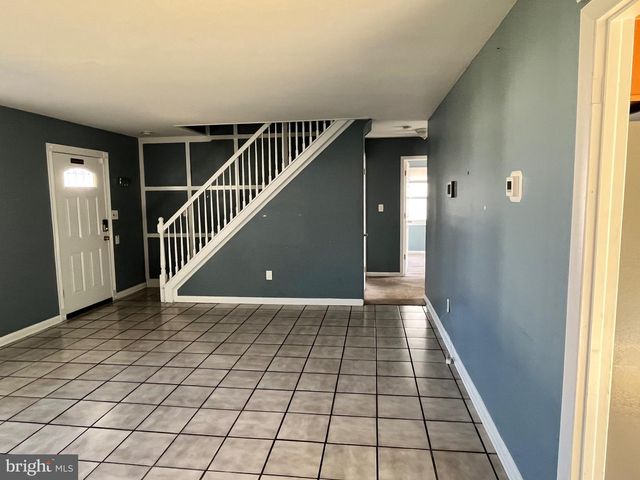 54 MIDDLETON LN, Willingboro, NJ 08046