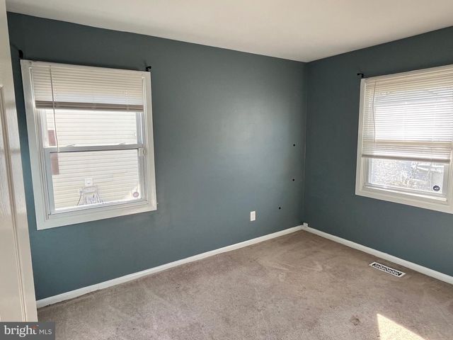 54 MIDDLETON LN, Willingboro, NJ 08046