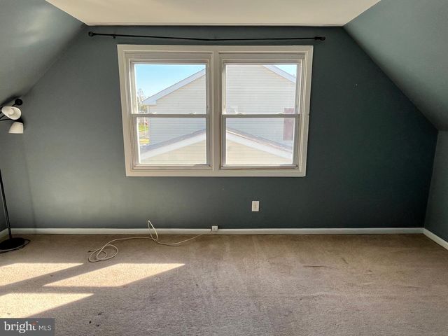 54 MIDDLETON LN, Willingboro, NJ 08046