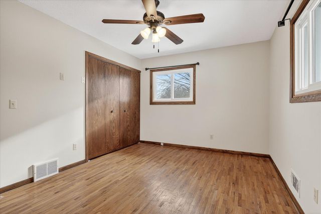 4600 Boone Avenue N, New Hope, MN 55428