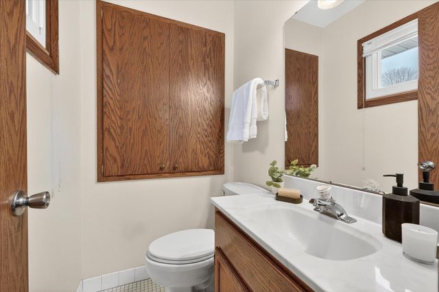 4600 Boone Avenue N, New Hope, MN 55428