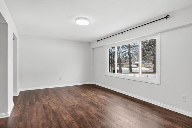 4600 Boone Avenue N, New Hope, MN 55428