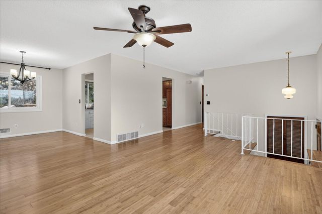 4600 Boone Avenue N, New Hope, MN 55428