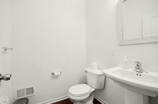 3714 E Madison Boulevard, Lake Orion, MI 48359