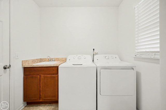 3714 E Madison Boulevard, Lake Orion, MI 48359