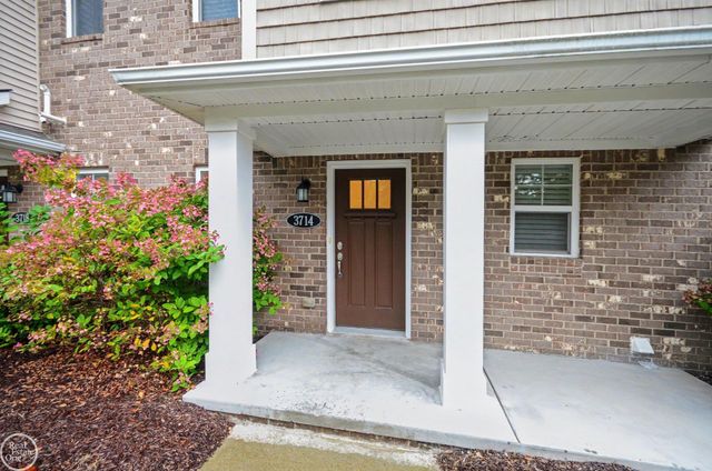 3714 E Madison Boulevard, Lake Orion, MI 48359