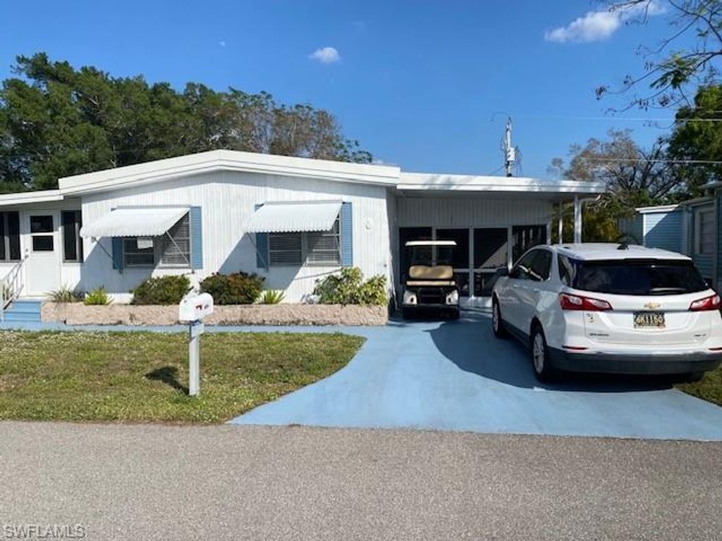 2738 Indianwood DR, NORTH FORT MYERS, FL 33917 — photo 2